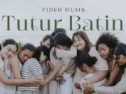 Lirik Lagu Tutur Batin – Yura Yunita Lirik Lagu Tutur Batin - Yura Yunita