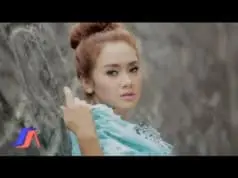 Lirik Lagu Pernikahan Dini - Cita Citata
