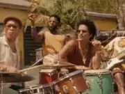 Lirik Lagu Skate – Bruno Mars (Silk Sonic) (Terjemahan) Lirik Lagu Skate - Bruno Mars (Silk Sonic) (Terjemahan)