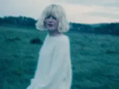 Lirik Lagu You You You – Maisie Peters Lirik Lagu You You You - Maisie Peters