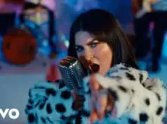 Lirik Lagu I AM WOMAN – Emmy Meli (Terjemahan) Lirik Lagu I AM WOMAN - Emmy Meli (Terjemahan)