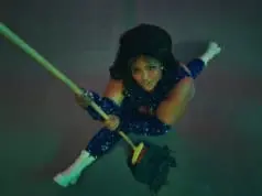 Lirik Lagu About Damn Time – Lizzo (Terjemahan) Lirik Lagu About Damn Time - Lizzo (Terjemahan)