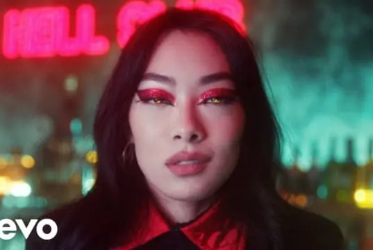 Lirik Lagu This Hell - Rina Sawayama (Terjemahan)