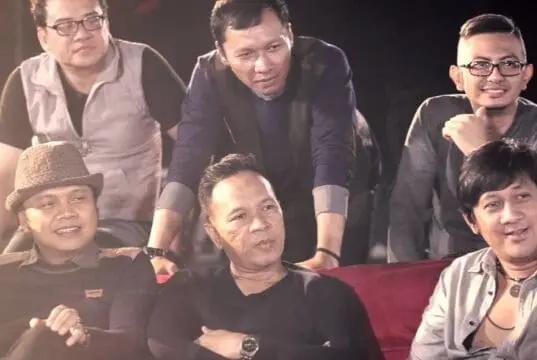 Lirik Lagu Mungkinkah – Stinky Lirik Lagu Mungkinkah - Stinky