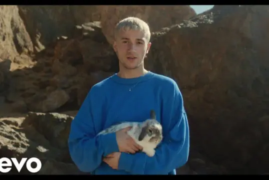 Lirik Lagu Always I’ll Care – Jeremy Zucker (Terjemahan) Lirik Lagu Always I'll Care - Jeremy Zucker (Terjemahan)