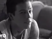 Lirik Lagu Sweater Weather – The Neighbourhood (Terjemahan) Lirik Lagu Sweater Weather - The Neighbourhood (Terjemahan)