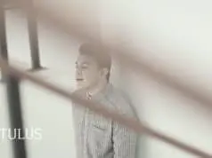 Lirik Lagu Sewindu - Tulus